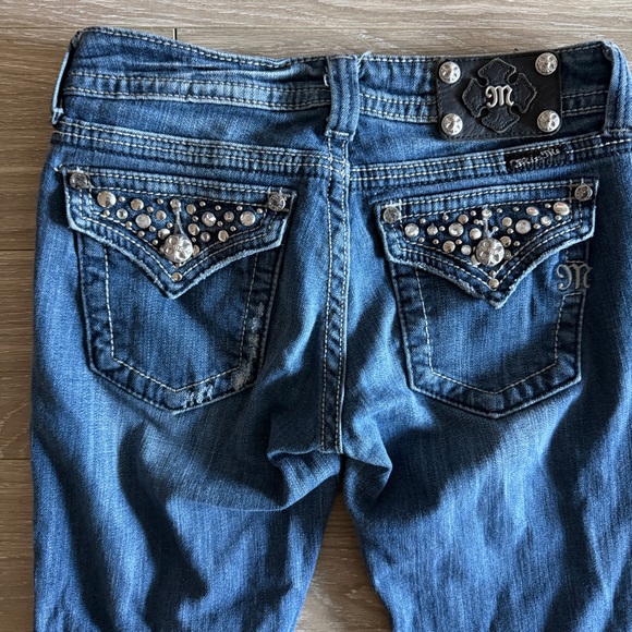 Miss Me Studded Bedazzled Straight Leg Jeans size 27 - Picture 5 of 6